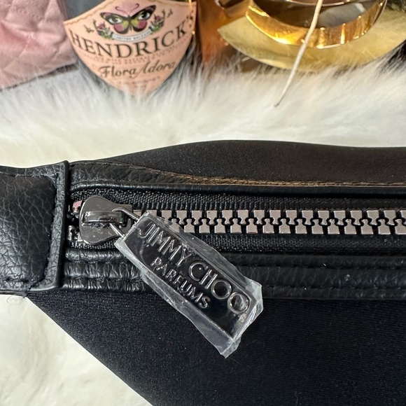 JIMMY CHOO BEAUTY BLACK SCUBA PERFUME MAKEUP HYGIENE BAG ZIP CLOSURE SIDE SNAP - Picture 9 of 12